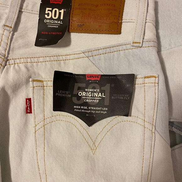 Levi’s 501 Scatterbrain Crop Jeans - Picture 5 of 8